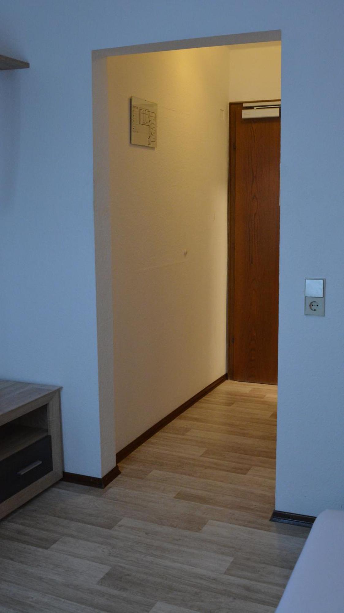 Hotel-Gasthof Zur Rose Weißenhorn Стая снимка
