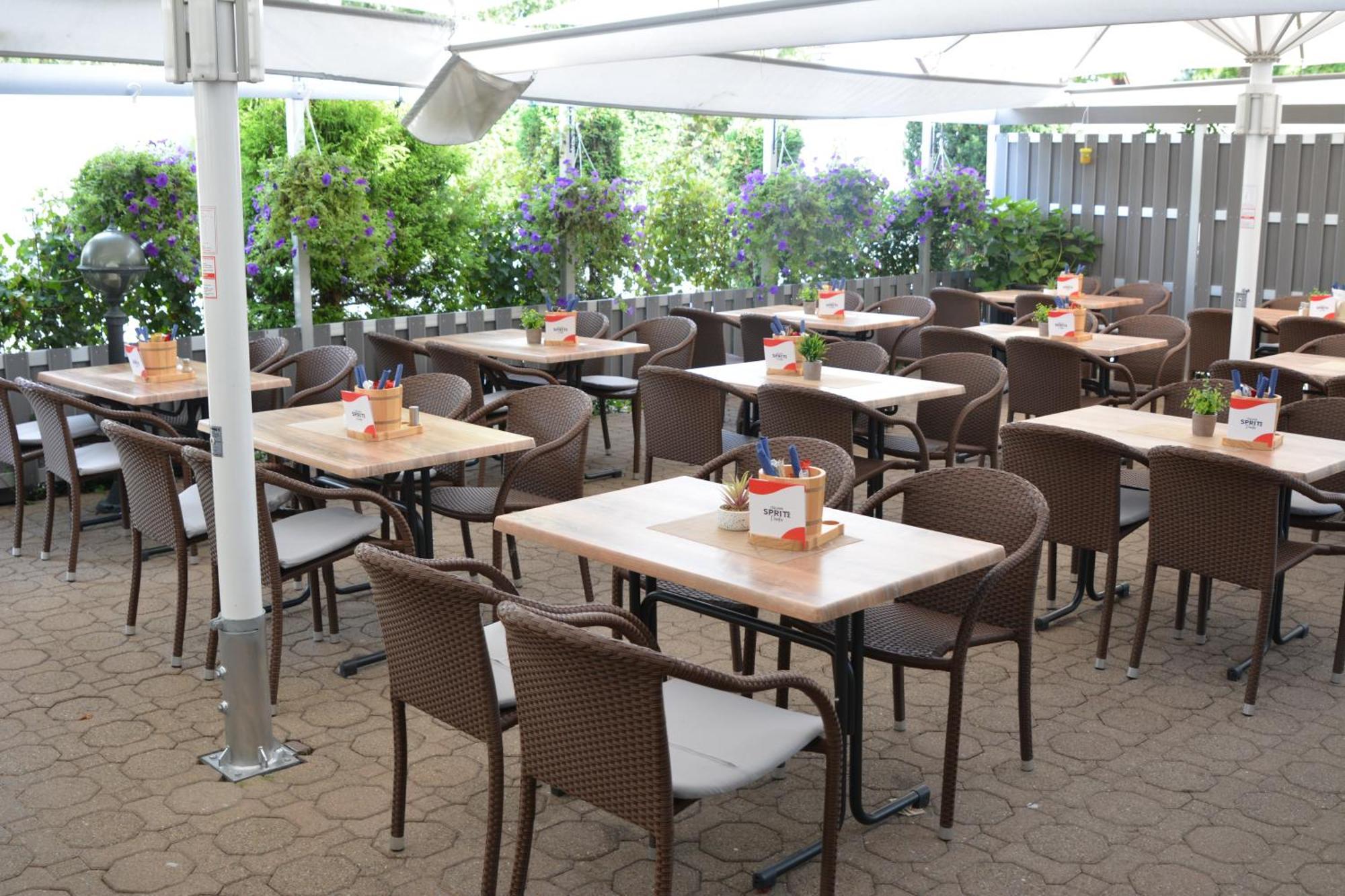 Hotel-Gasthof Zur Rose Weißenhorn Екстериор снимка